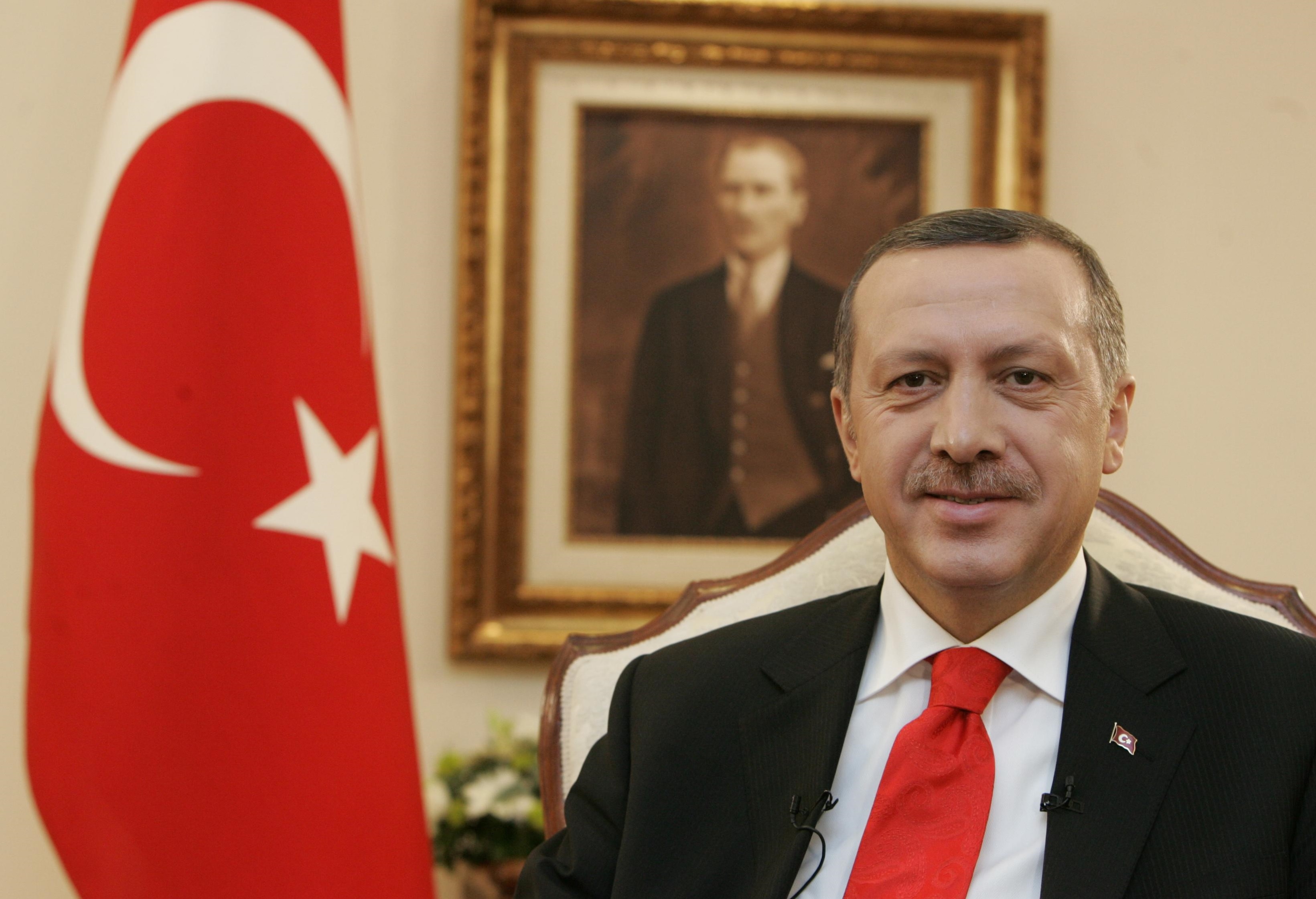 Erdoğan “Karara uymuyor, saygı duymuyorum”
