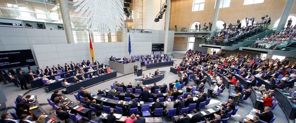 Almanya’da Federal Meclis’te çifte vatandaşlık tartışıldı