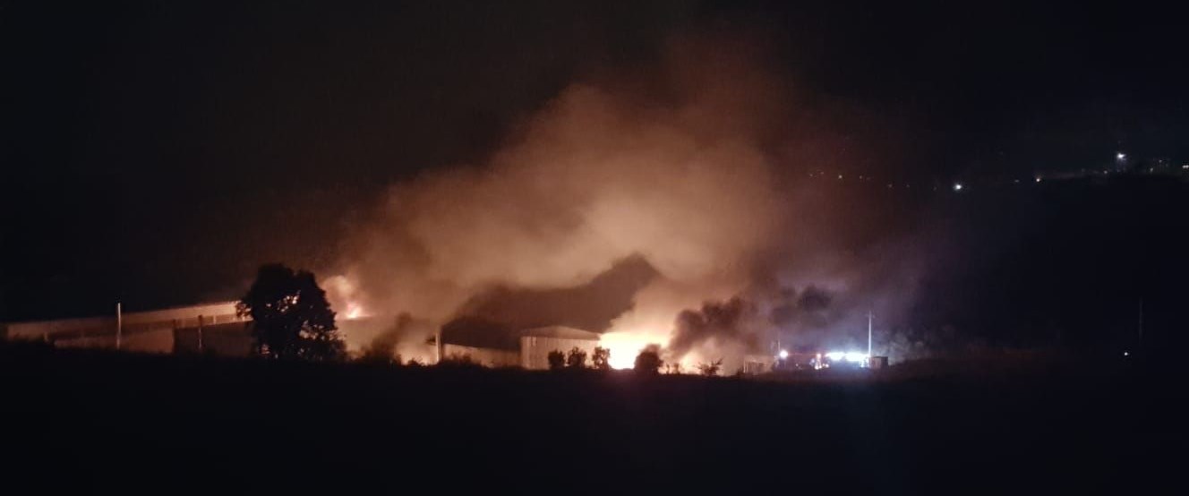 Bursa’da sanayi sitesinde fabrika yangını