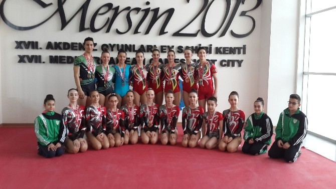 Manisa’lı Cimnastikçiler Mersin’de Farklarını Gösterdi