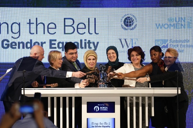 Borsa İstanbul’un Gong’unu Kadın Erkek Eşitliği İçin Emine Erdoğan Çaldı