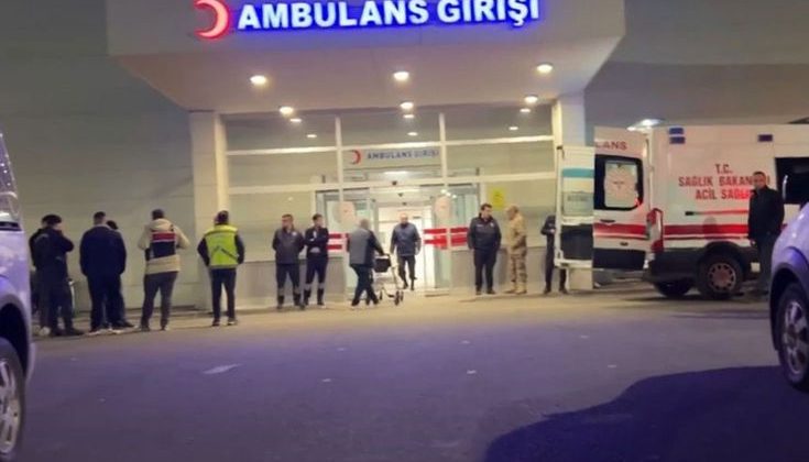 Tartıştığını eşini başından silahla vurup öldürdü