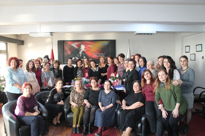 SGK İl Müdürü Acar, 8 Mart Dünya Kadınlar Gününü Kutladı