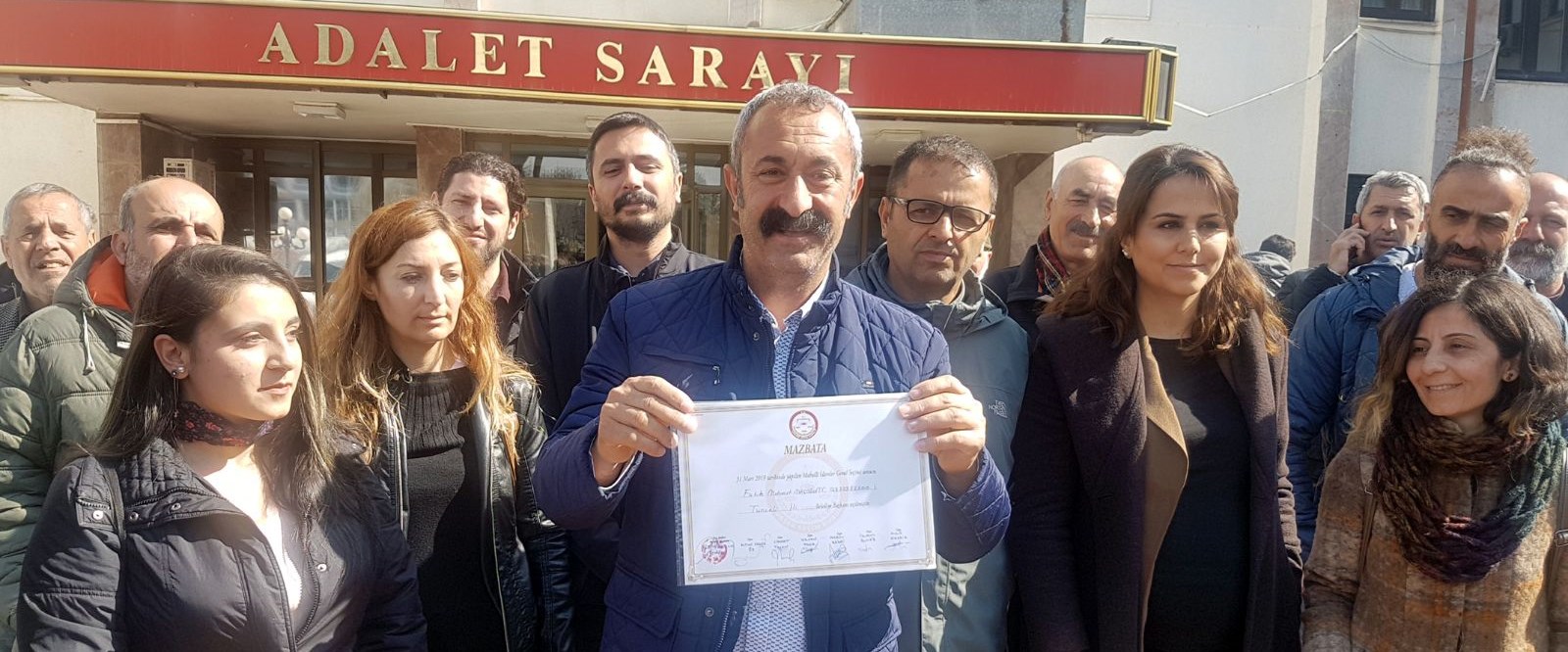 TKP’li Fatih Mehmet Maçoğlu mazbatasını aldı